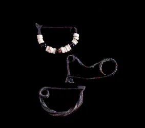 Etruscan art: three types of bronze fibulae from the tomb 59 by Poggio Selciatello, Pian della Regina, Tarquinia - 9th century BC - Dim 3.8 cm 3.3 cm and 3.5 cm