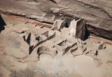 Remains of Antelope House, Canyon de Chelly National Monument, Navajo Indian Reservation, Arizona, USA