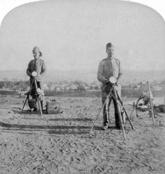British Heliographing from the Johannesburg Fort the News of the Occupation, Boer War, 1900