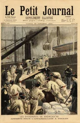 Armaments at Toulon of the cruisers Dupetit-Thouars and Laperouse, and boarding of 15,000 troops, for an expedition to Madagascar. Engraving in Le petit journal 29/10/1894. Selva