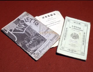 Opera booklets (Rigoletto, Norma...)