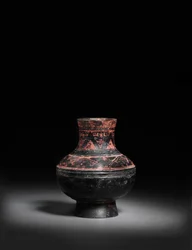 Small Red-Painted Black-Lacquered Black Pottery Jar, Hu