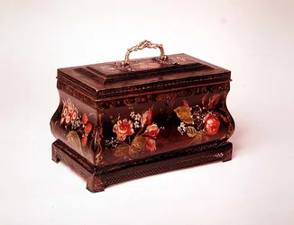 Pontypool Tea Caddy, Late 18th Century