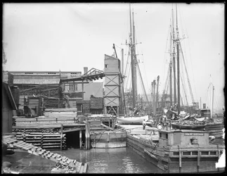 Docks and Boats on Unidentified Waterfront, Possibly Harlem River, Inwood, New York