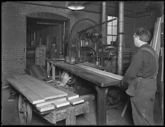 Edging lumber intended for use in casket manufacture, Oneida, New York, April 3, 1916