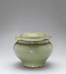 Longquan Celadon Ribbed Jar & Cover