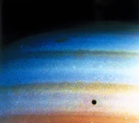 Cloud Patterns on Saturn, Photographed by Voyager 1